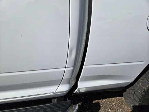 Used 2022 RAM 2500 Big Horn AWD/4WD image 20