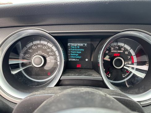 Used 2013 Ford Mustang Shelby GT500 w/ Electronics Pkg RWD image 9