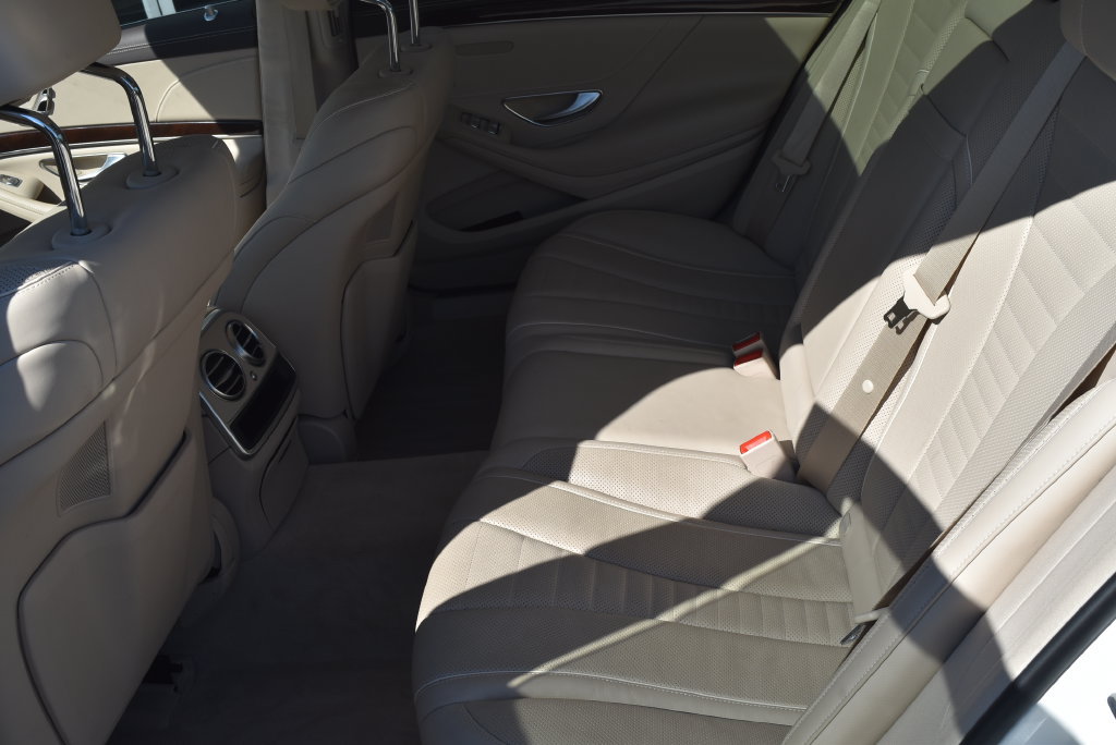 Used 2019 Mercedes-Benz S 450 4MATIC Sedan w/ AMG Line Exterior image 10
