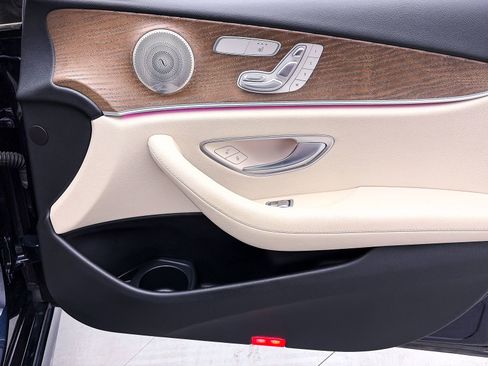 Used 2022 Mercedes-Benz E 350 Sedan image 37