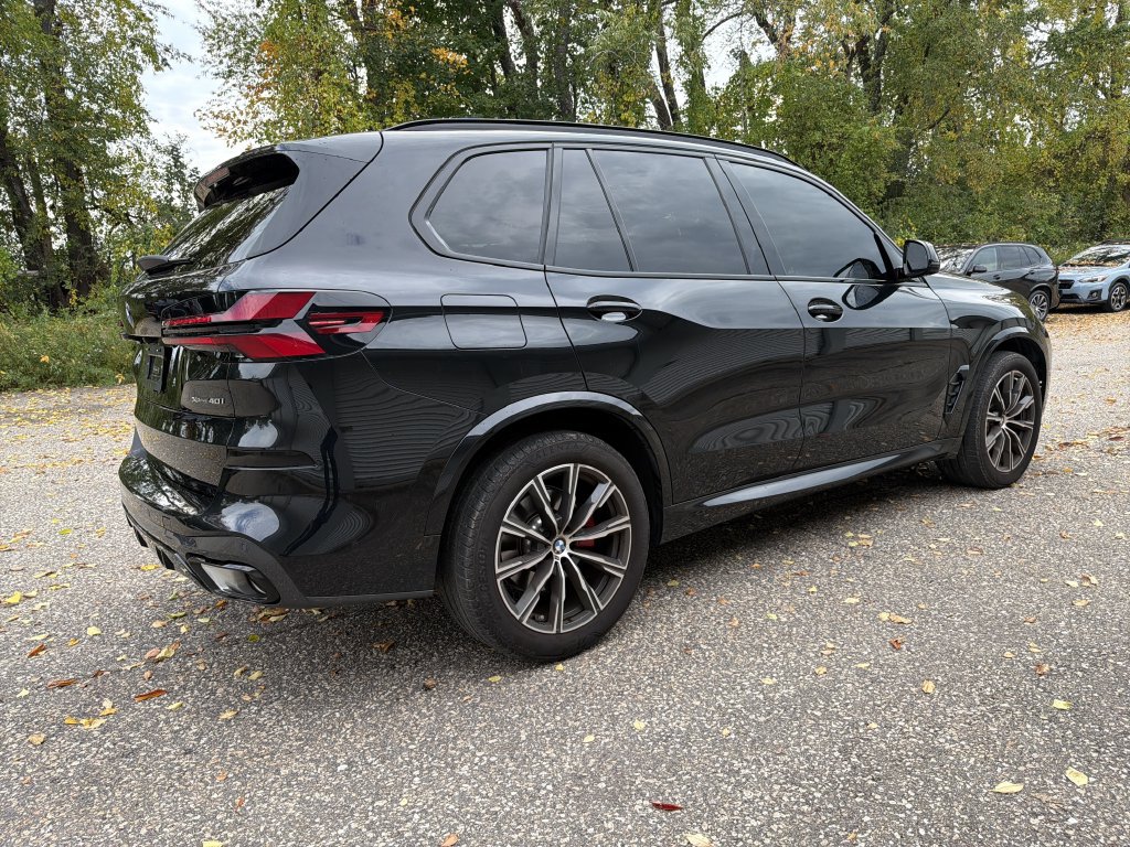 Used 2024 BMW X5 xDrive40i w/ M Sport Package AWD/4WD image 15