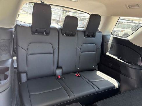 Certified 2025 Nissan Pathfinder Platinum w/ Cargo Package FWD image 24