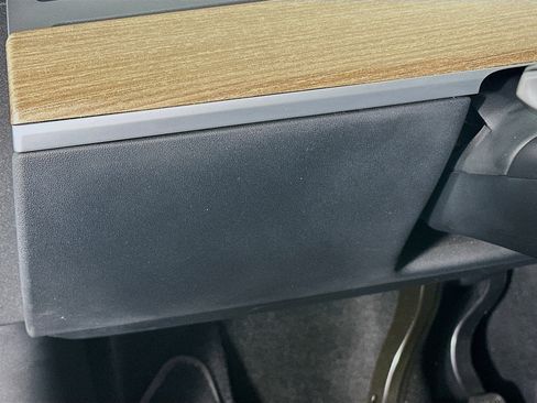 Used 2023 Tesla Model Y Long Range image 16