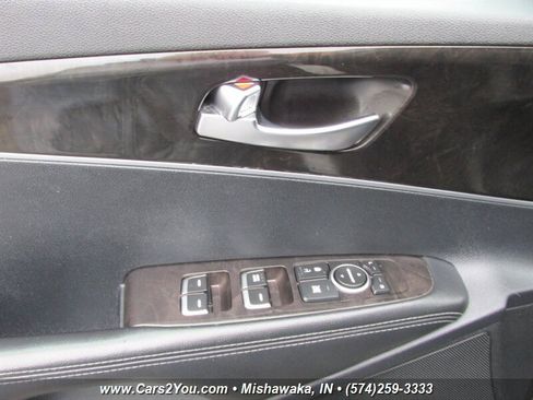Used 2016 Kia Sorento LX w/ LX Convenience Package image 8