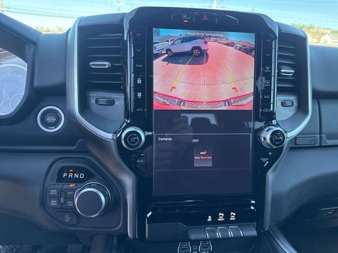New 2026 RAM 1500 4x4 Crew Cab image 14