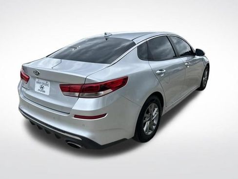 Used 2019 Kia Optima LX FWD image 3