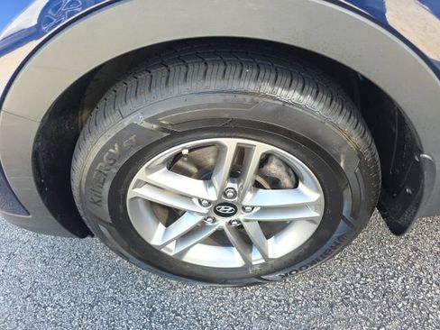 Used 2017 Hyundai Santa Fe Sport AWD/4WD image 12