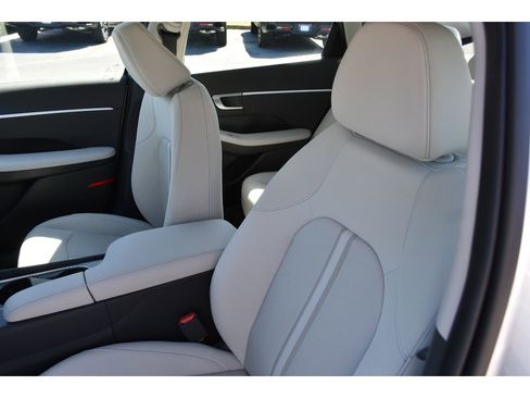 New 2025 Hyundai Sonata SEL image 30
