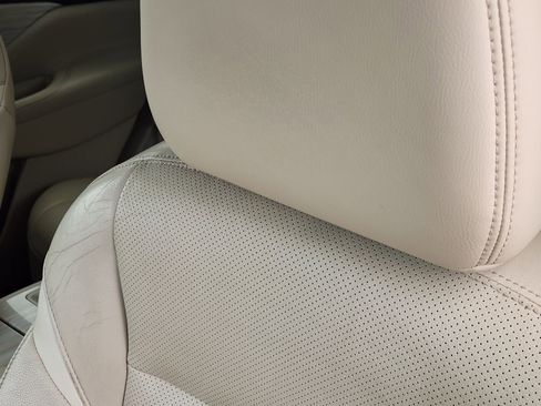 Used 2015 Nissan Murano SL w/ SL Technology Package FWD image 18