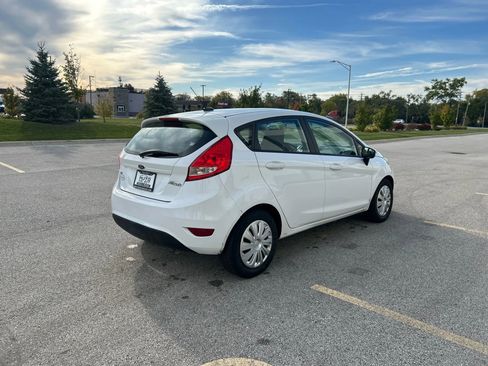 Used 2012 Ford Fiesta SE image 5