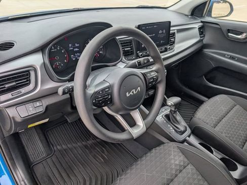 Used 2023 Kia Rio S FWD image 9