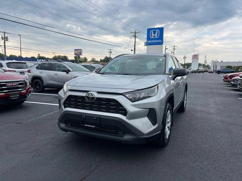 Used 2019 Toyota RAV4 LE w/ All Weather Liner Package AWD/4WD image 1