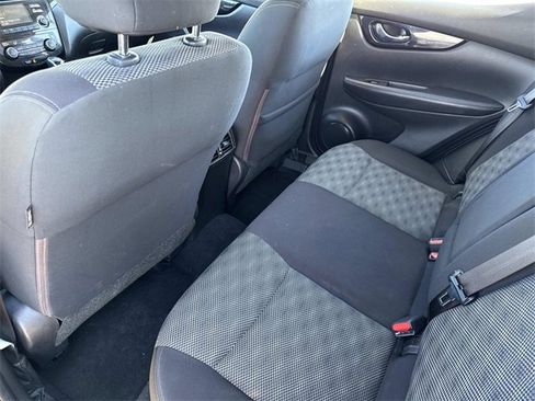 Used 2017 Nissan Rogue Sport SV w/ SV All-Weather Package image 13