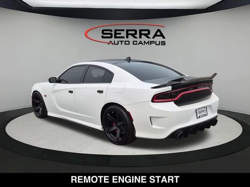 Used 2019 Dodge Charger Scat Pack w/ Driver Confidence Group RWD image 4