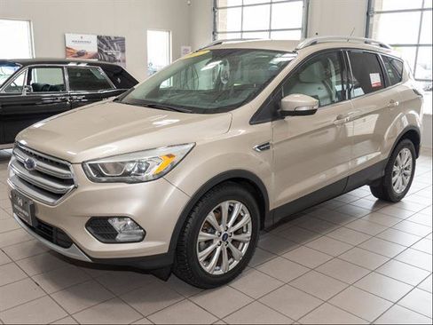 Used 2017 Ford Escape Titanium FWD image 5