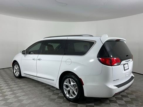 Used 2020 Chrysler Pacifica Limited FWD image 7