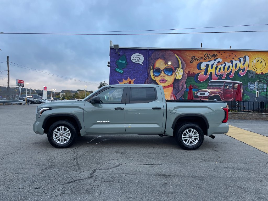 Used 2026 Toyota Tundra SR5 AWD/4WD image 2