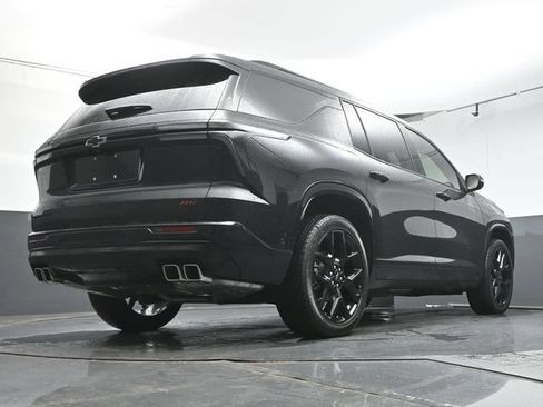 Used 2026 Chevrolet Traverse RS FWD image 39