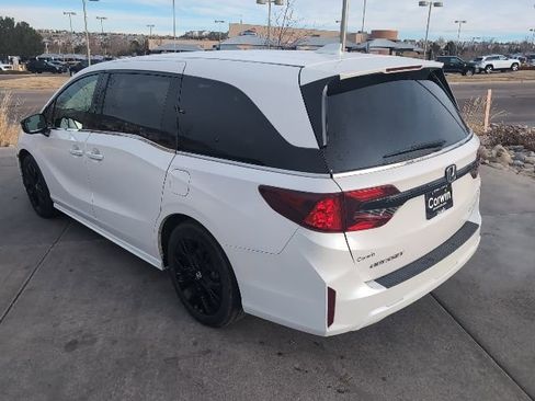 Used 2025 Honda Odyssey Sport-L image 5