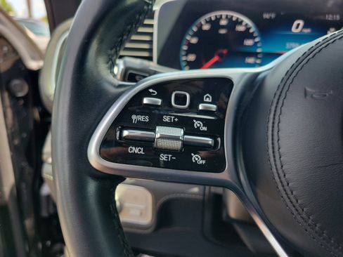 Certified 2023 Mercedes-Benz GLS 450 4MATIC image 25