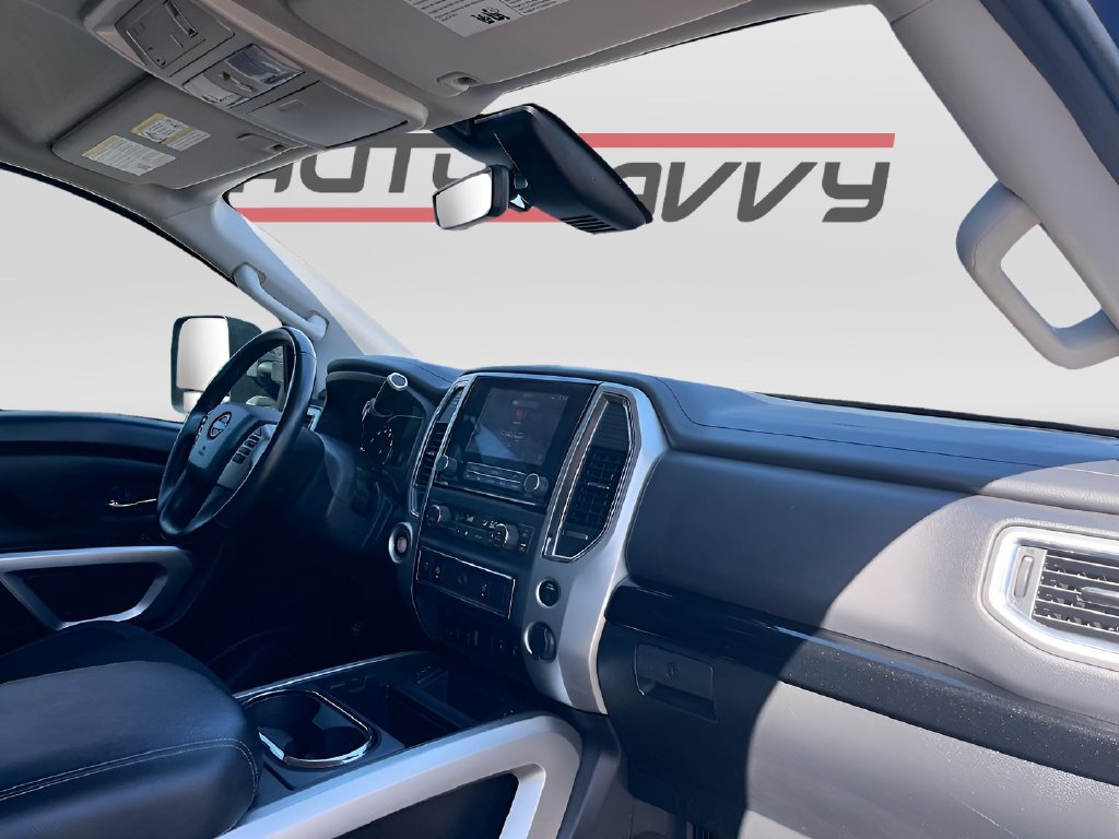 Used 2024 Nissan Titan SV w/ SV Convenience Package RWD image 28