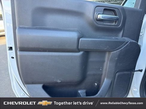 Used 2022 Chevrolet Silverado 1500 LT w/ Z71 Off-Road Package image 12