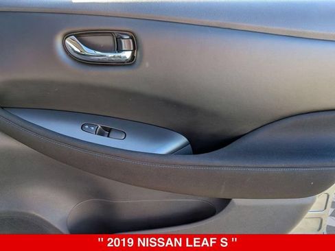 Used 2019 Nissan Leaf S w/ S Charge Package FWD image 32