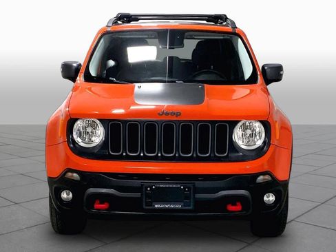 Used 2016 Jeep Renegade Trailhawk w/ Premium Trailhawk Package AWD/4WD image 3