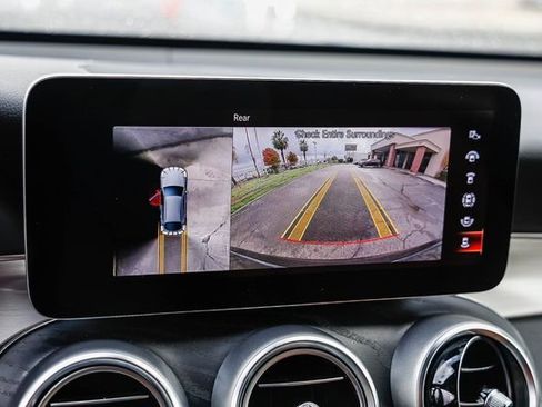 Used 2021 Mercedes-Benz GLC 300 4MATIC Coupe image 24