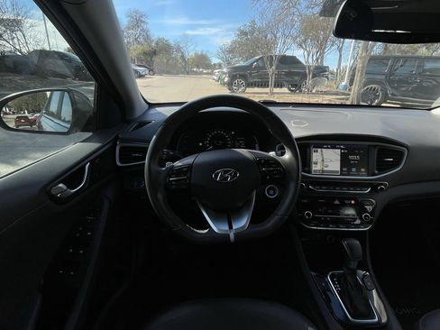 Used 2019 Hyundai Ioniq Limited w/ Ultimate Package 02 image 11