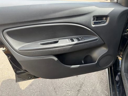 Used 2015 Mitsubishi Mirage ES image 26