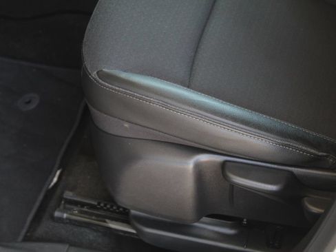 Used 2024 Buick Encore GX Preferred FWD image 21