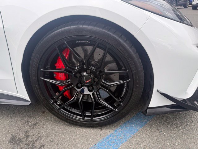 Used 2023 Chevrolet Corvette Z06 w/ Z07 Performance Package RWD image 4