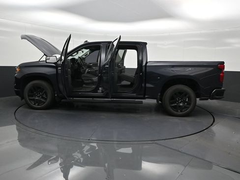 Used 2023 Chevrolet Silverado 1500 Custom RWD image 33