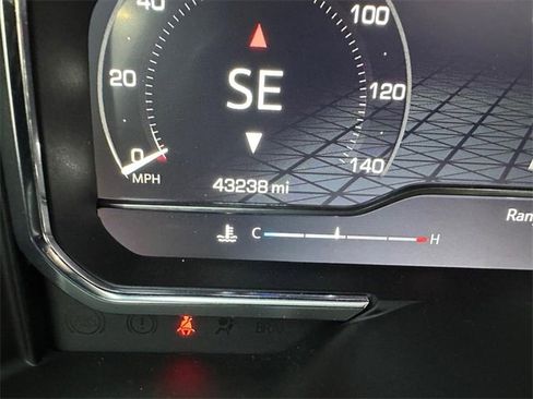 Used 2024 GMC Sierra 1500 Denali w/ Denali Reserve Package image 24