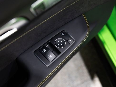 Used 2018 Mercedes-Benz AMG GT R image 40