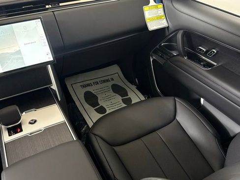 Certified 2026 Land Rover Range Rover SE AWD/4WD image 20