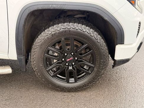 Used 2023 GMC Sierra 1500 Elevation AWD/4WD image 32