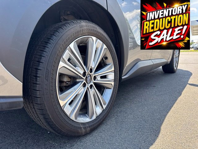 Used 2023 Subaru Solterra AWD image 32