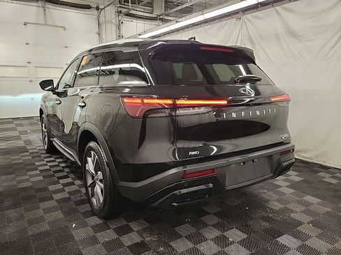 Used 2024 INFINITI QX60 Luxe AWD/4WD image 4