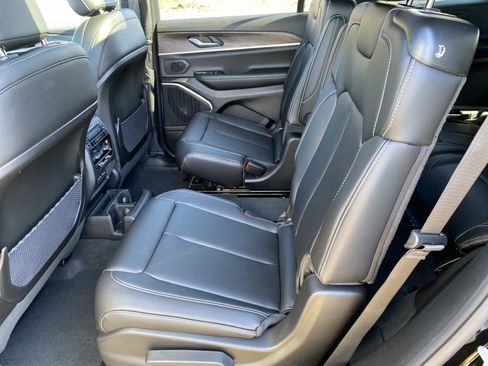 New 2026 Jeep Grand Cherokee L Limited image 8