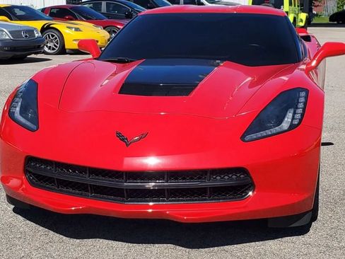 Used 2017 Chevrolet Corvette Stingray Coupe w/ Carbon Flash Badge Package RWD image 30
