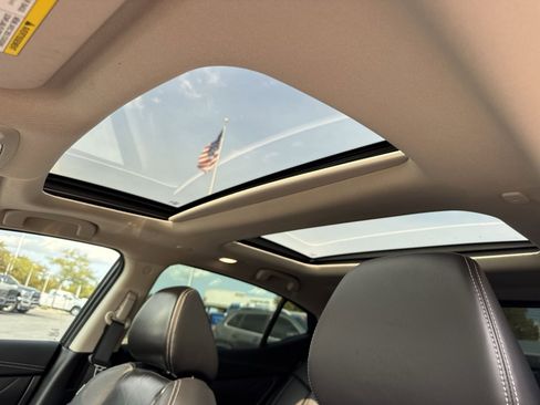 Used 2023 Nissan Maxima Platinum w/ Sport Mat Group image 30