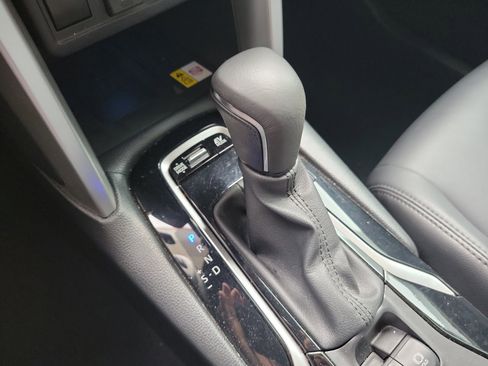 Used 2023 Toyota Corolla Cross AWD Hybrid w/ Convenience Package image 32