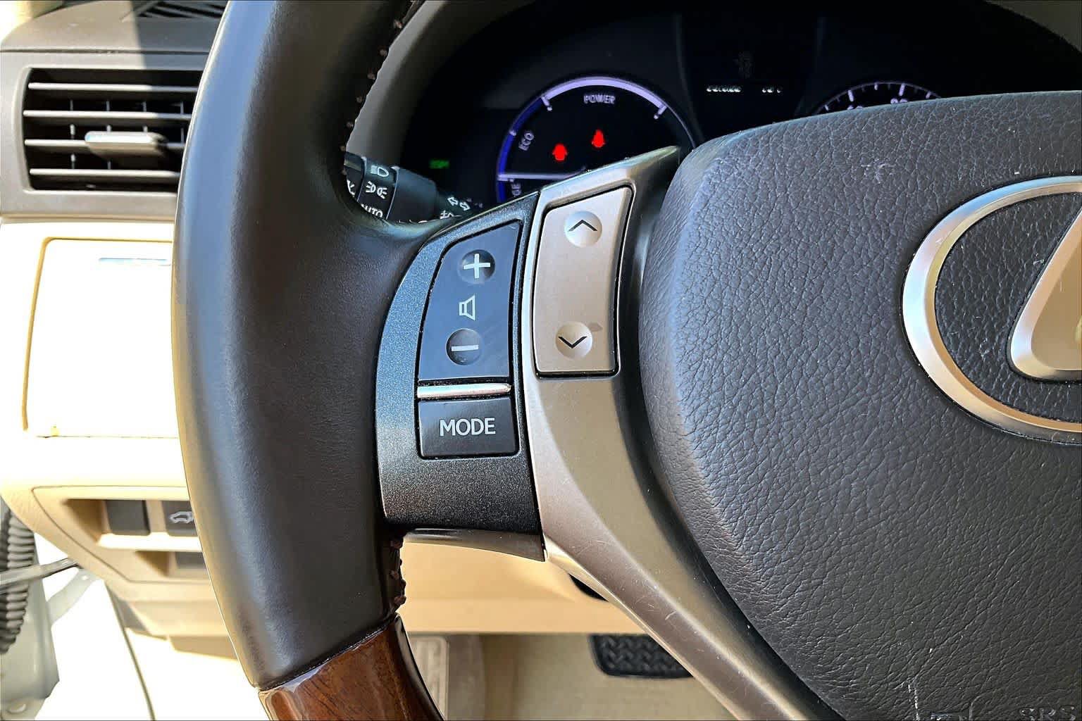 Used 2013 Lexus RX 450h FWD w/ Navigation Pkg image 21