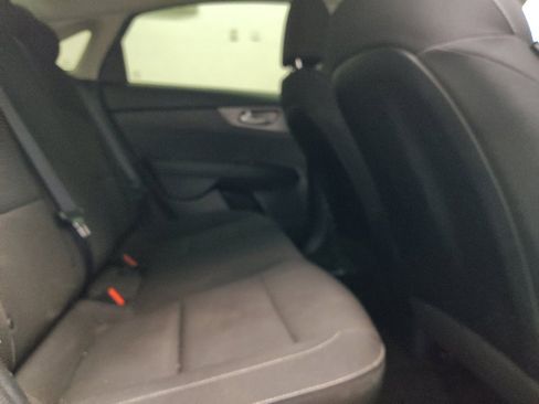 Used 2020 Kia Forte LXS FWD image 19