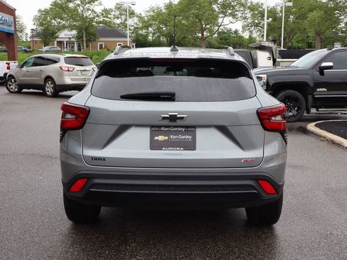 Used 2024 Chevrolet Trax RS w/ Driver Confidence Package FWD image 28