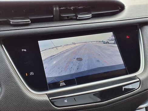 Used 2023 Cadillac XT5 Premium Luxury image 10