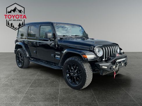 Used 2021 Jeep Wrangler Unlimited Sahara w/ Cold Weather Group AWD/4WD image 7
