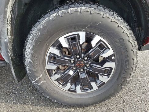 Used 2023 Nissan Frontier PRO-4X w/ Pro Convenience Package AWD/4WD image 9